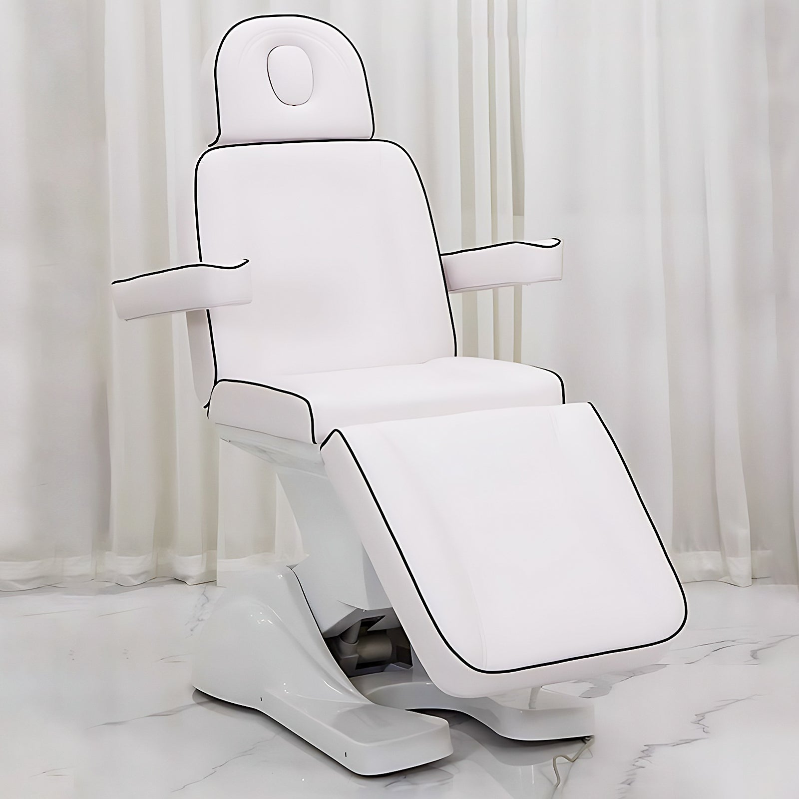 Intelligent Facial SPA Chair Includes Multi-Angle Adjustment Black and White Style